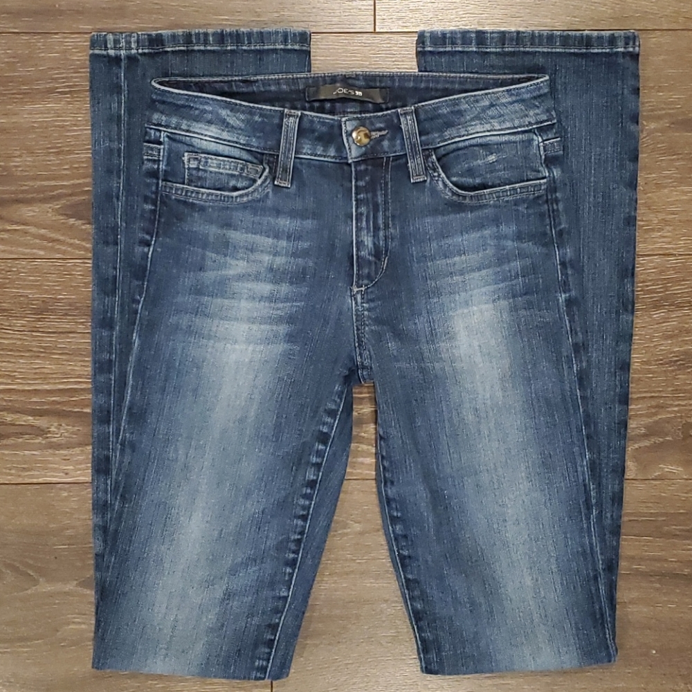❤JOES CURVY MINI BOOT BOOTCUT JEANS IN APRIL WASH